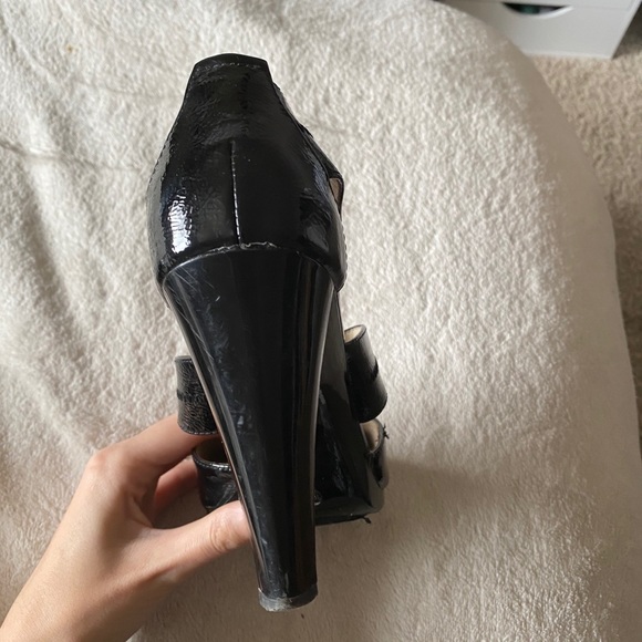 Michael Kors heels - Picture 3 of 3